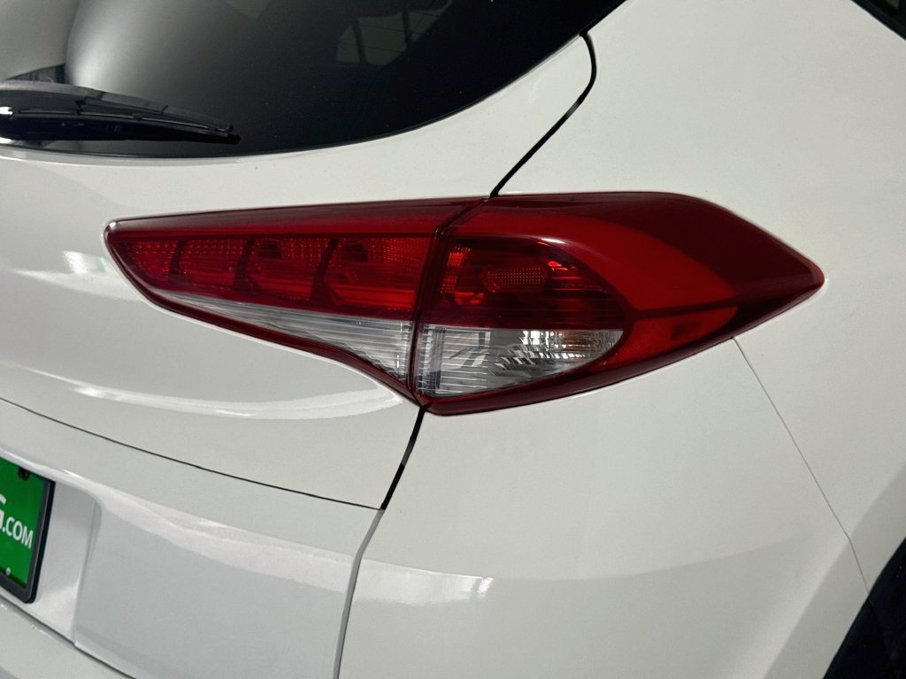 Used 2017 Hyundai Tucson SE w/ SE Popular Package 02 FWD image 32