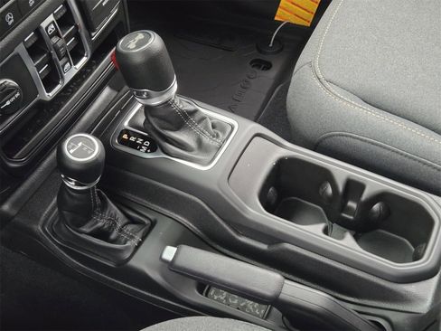 New 2026 Jeep Wrangler Unlimited Sport image 21