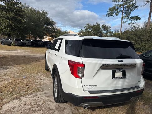 Used 2023 Ford Explorer Limited image 10
