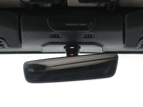Used 2018 Jeep Wrangler Unlimited Sahara AWD/4WD image 28