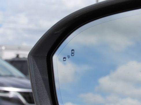 Used 2022 Lincoln Nautilus Reserve FWD image 30