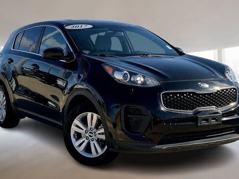 Used 2017 Kia Sportage LX image 11