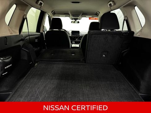 Certified 2025 Nissan Rogue SV image 40