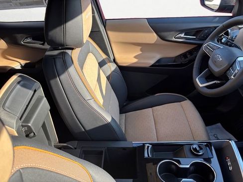 New 2026 Chevrolet Equinox ACTIV w/ Convenience Package III image 18