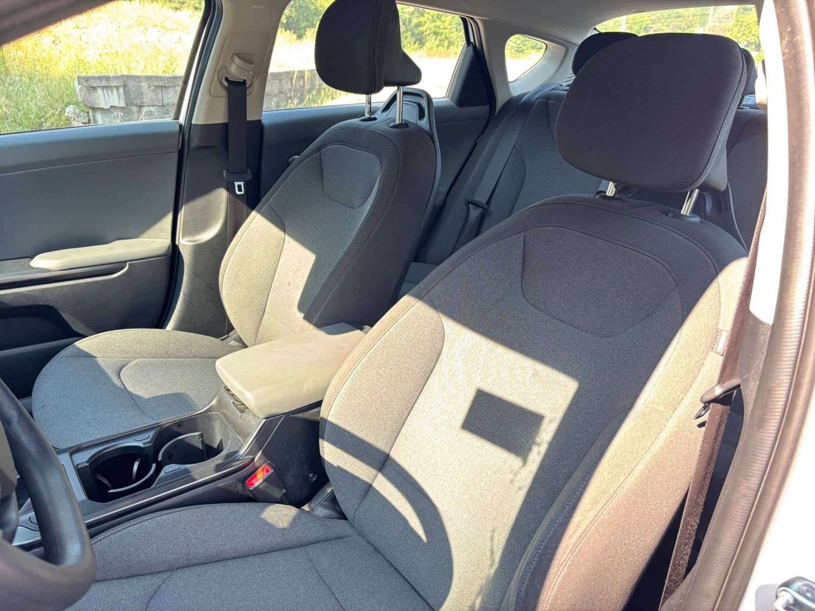 Used 2025 Kia K4 FWD image 32