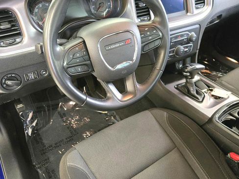 Used 2021 Dodge Charger SXT w/ Blacktop Package image 12