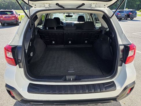 Used 2018 Subaru Outback 2.5i Premium AWD/4WD image 7