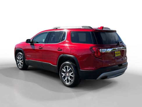 Used 2023 GMC Acadia SLT image 3