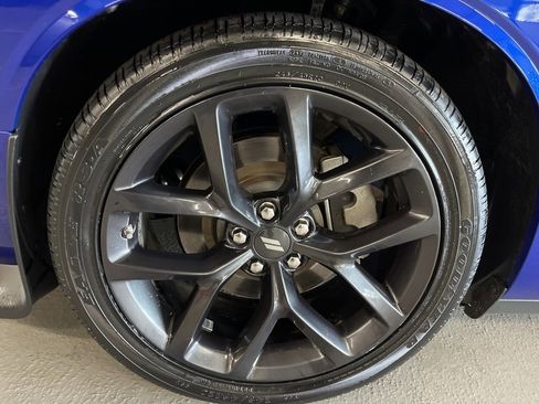 Used 2022 Dodge Challenger R/T w/ Blacktop Package image 6