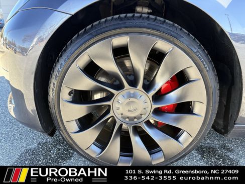 Used 2023 Tesla Model 3 Performance image 32