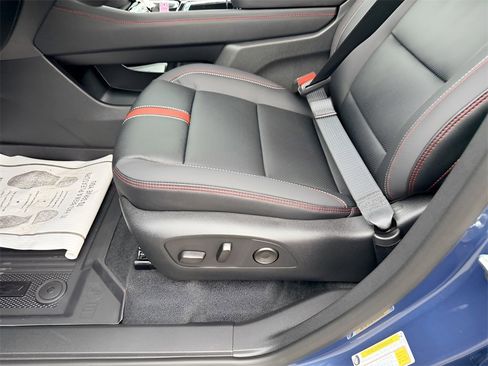 New 2026 Chevrolet Traverse RS w/ LPO, Floor Liner Package image 13