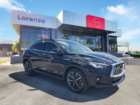 Used 2025 INFINITI QX55 Luxe AWD/4WD image 3