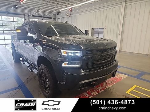 Used 2020 Chevrolet Silverado 1500 Custom w/ Custom Value Package image 1