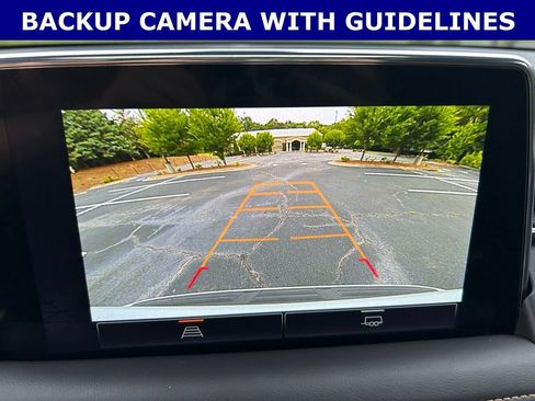 Used 2022 GMC Yukon AT4 AWD/4WD image 4