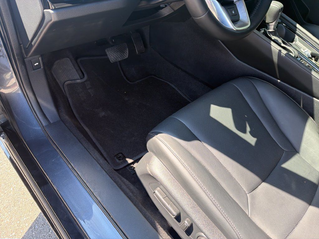 Used 2025 Honda Accord Touring image 17