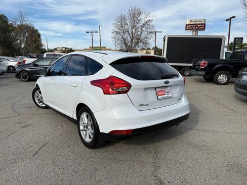 Used 2016 Ford Focus SE image 5