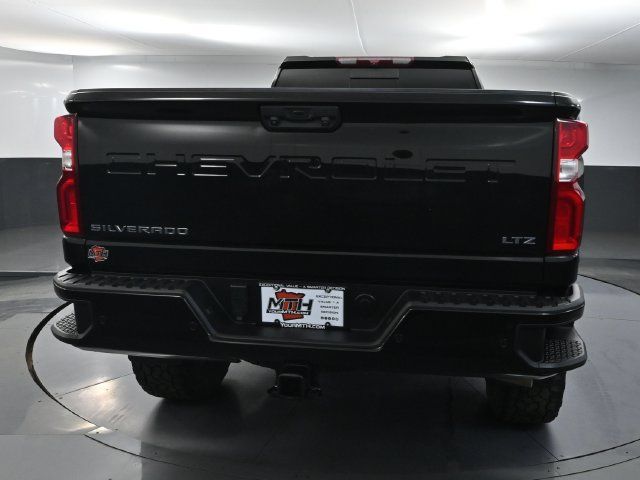 Used 2021 Chevrolet Silverado 3500 LTZ w/ Z71 Chrome Sport Edition AWD/4WD image 5