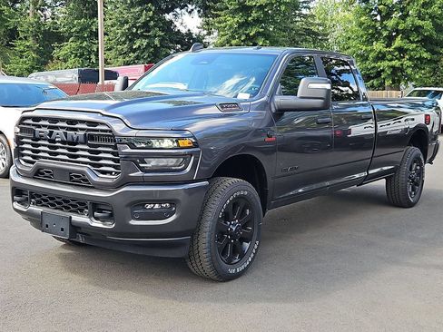 New 2026 RAM 3500 Big Horn AWD/4WD image 3