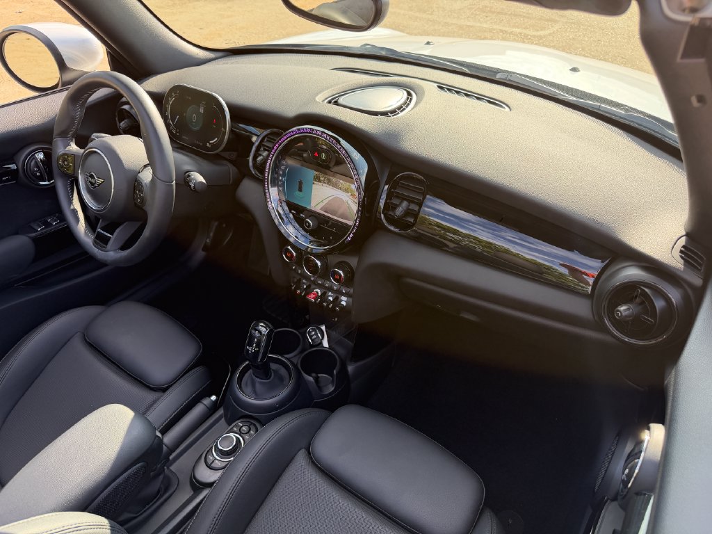 Used 2024 MINI Cooper S FWD image 21