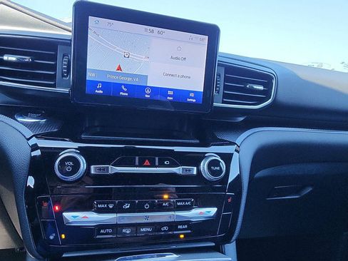 Used 2022 Ford Explorer ST-Line w/ Class IV Trailer Tow Package RWD image 14