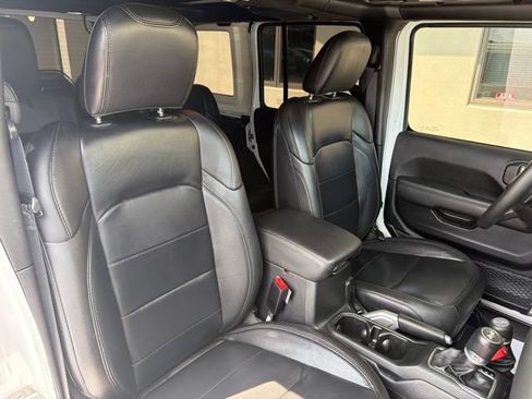 Certified 2021 Jeep Wrangler Unlimited Sahara AWD/4WD image 5