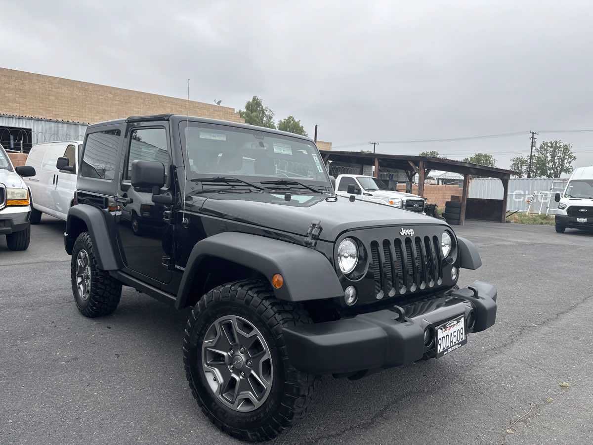 Used 2014 Jeep Wrangler Rubicon w/ Power Convenience Group AWD/4WD image 6