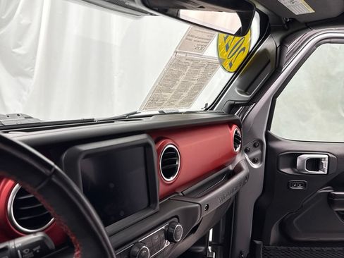 Used 2021 Jeep Wrangler Unlimited Rubicon w/ Uconnect 4C Nav & Sound Group AWD/4WD image 20