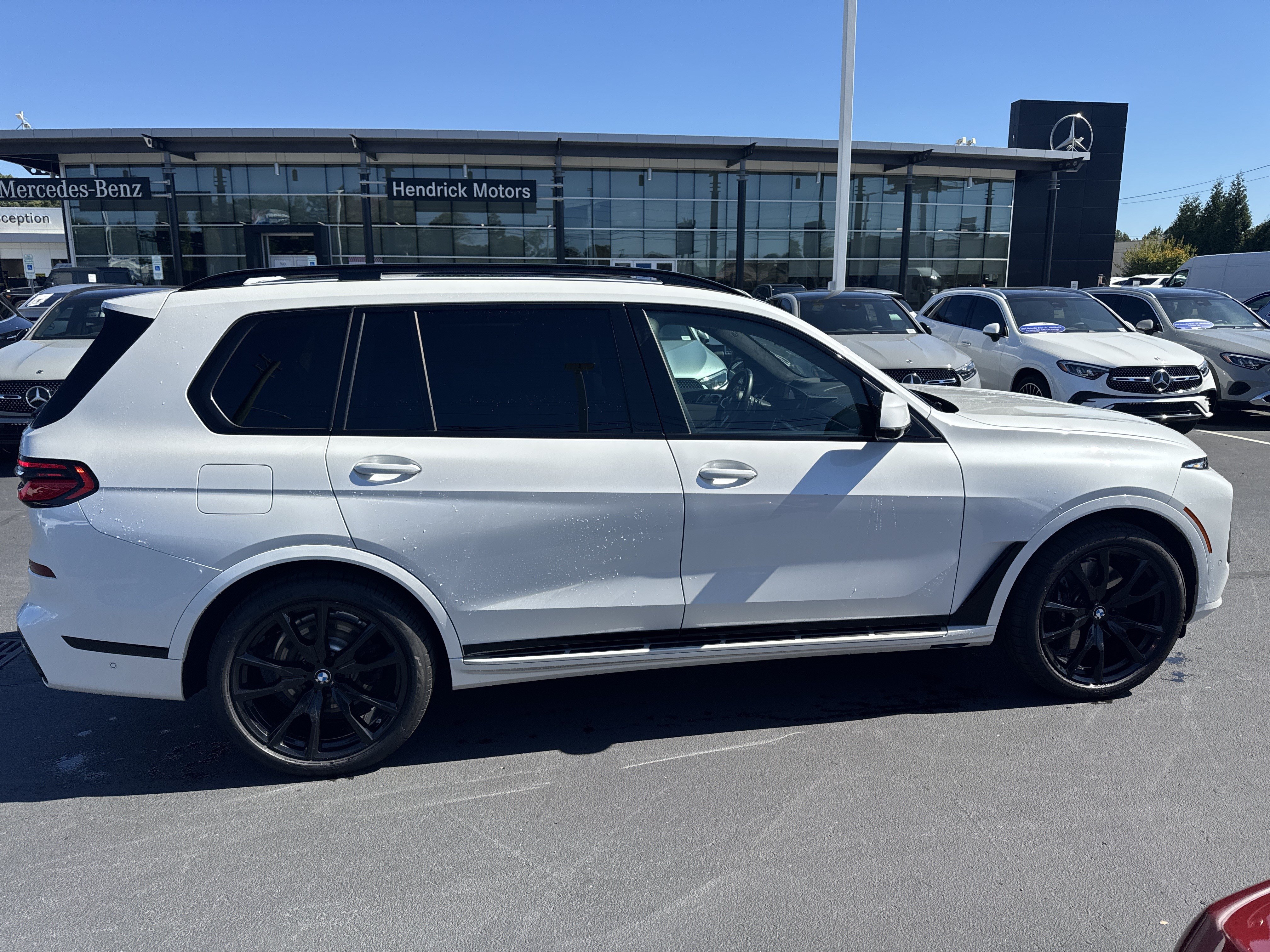 Used 2023 BMW X7 xDrive40i w/ Executive Package AWD/4WD image 13