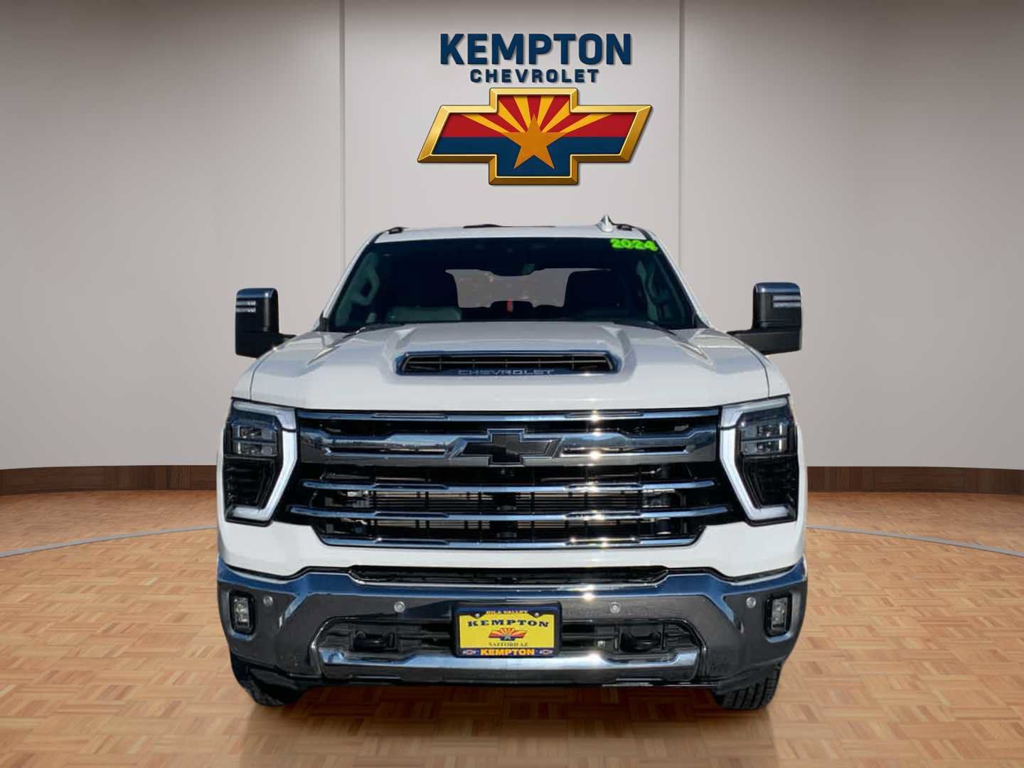 Used 2024 Chevrolet Silverado 3500 LTZ w/ LTZ Plus Package AWD/4WD image 1