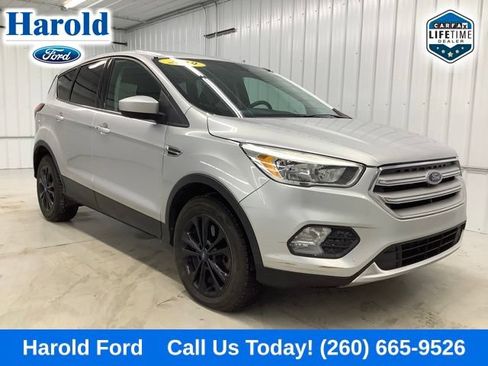 Used 2019 Ford Escape SE AWD/4WD image 1