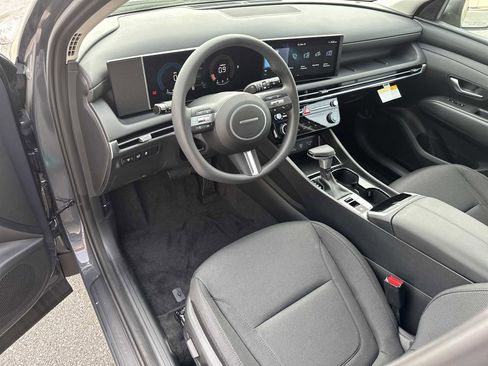 New 2026 Hyundai Tucson SEL image 8