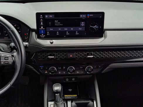 Used 2023 Honda Accord Touring image 25