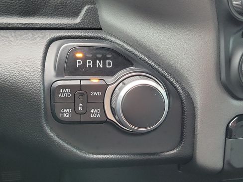 Used 2022 RAM 1500 Big Horn AWD/4WD image 29