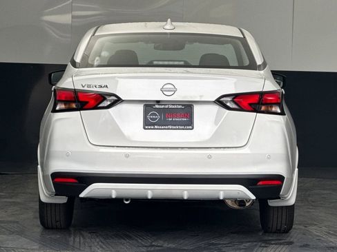 New 2025 Nissan Versa SV w/ Trunk Package image 4