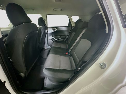 Used 2022 Kia Soul LX w/ Technology Package FWD image 27