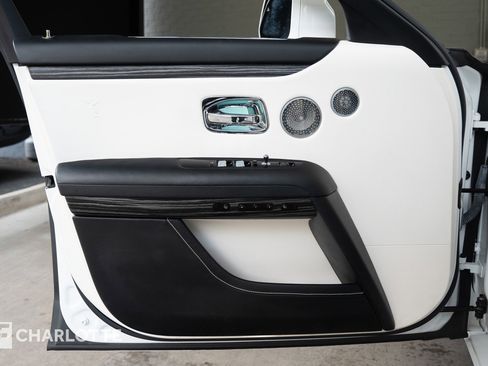 Used 2021 Rolls-Royce Ghost image 19