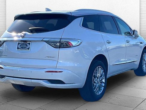 Used 2023 Buick Enclave Avenir w/ Avenir Technology Package AWD/4WD image 14