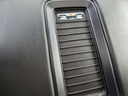 Used 2019 Chevrolet Suburban Premier image 24