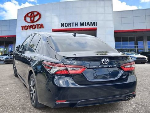 Used 2024 Toyota Camry SE w/ Convenience Package FWD image 3