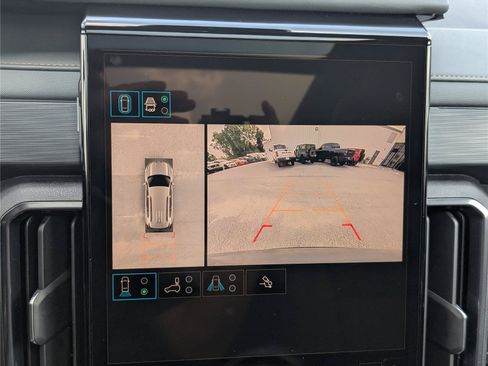 Used 2025 GMC Acadia AT4 AWD/4WD image 34