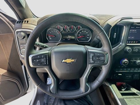 Used 2021 Chevrolet Silverado 1500 LTZ RWD image 10