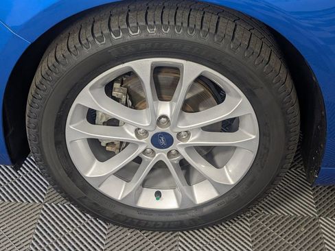 Used 2019 Ford Fusion SE FWD image 8