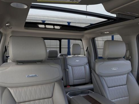 New 2026 Ford F450 Platinum w/ Platinum Plus Package image 12