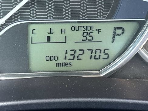 Used 2016 Toyota Corolla LE FWD image 30