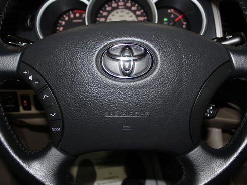 Used 2009 Toyota Tacoma 4x4 Double Cab image 16