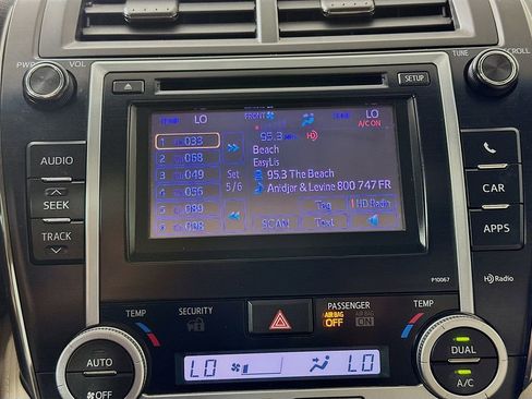 Used 2013 Toyota Camry XLE FWD image 18