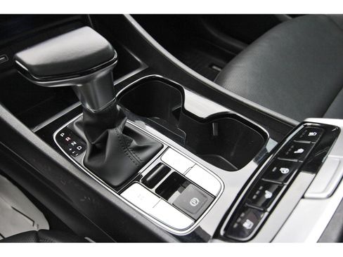 Used 2022 Hyundai Santa Cruz Limited AWD/4WD image 31