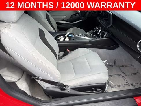 Used 2020 Chevrolet Camaro LT RWD image 9