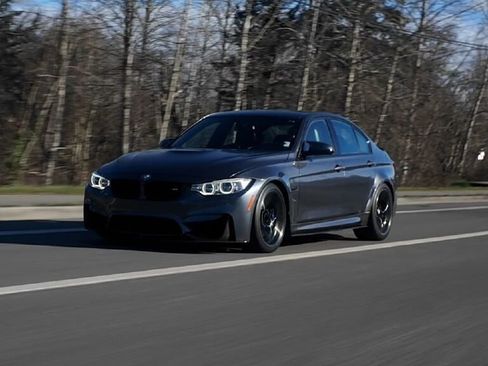 Used 2017 BMW M3 image 2