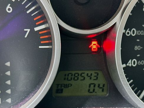 Used 2008 MAZDA MX-5 Miata Sport image 19